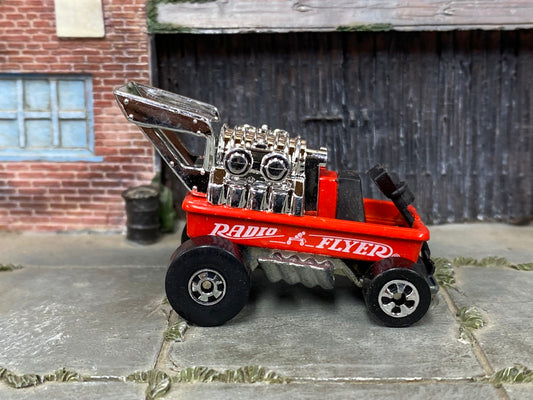Loose Hot Wheels - Radio Flyer Wagon - Red (Blackwall)
