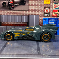 Loose Hot Wheels - Batman Batmobile - Gray and Gold