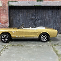 Loose Hot Wheels - 1965 Ford Mustang Convertible - Gold and White