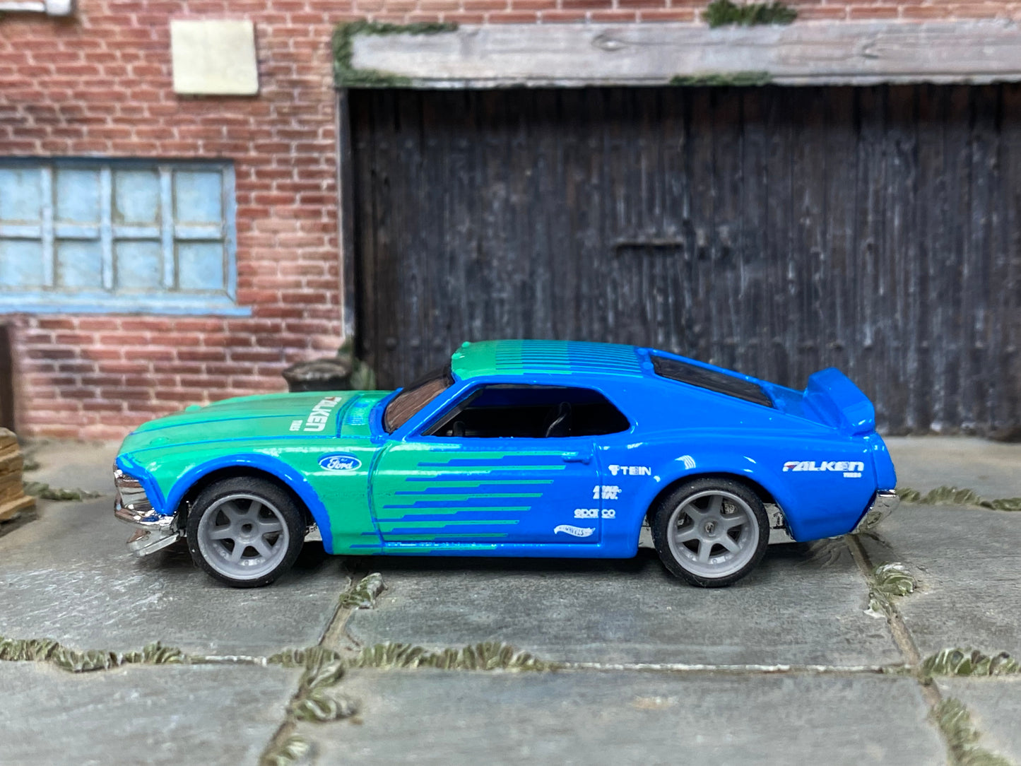 Custom Hot Wheels - 1969 Ford Mustang Boss 302 - Falken Green and Blue - Gray Mag Wheels - Rubber Tires