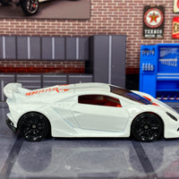 Loose Hot Wheels - Lamborghini Sesto Elemento - White and Red