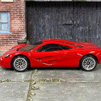 Loose Hot Wheels - McLaren F1 - Red