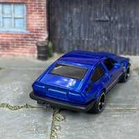 Custom Hot Wheels - Alfa Romeo GTV6 3.0 - Blue and Black - Black and Chrome Mag Wheels - Rubber Tires