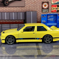 Loose Hot Wheels - BMW M3 - Yellow