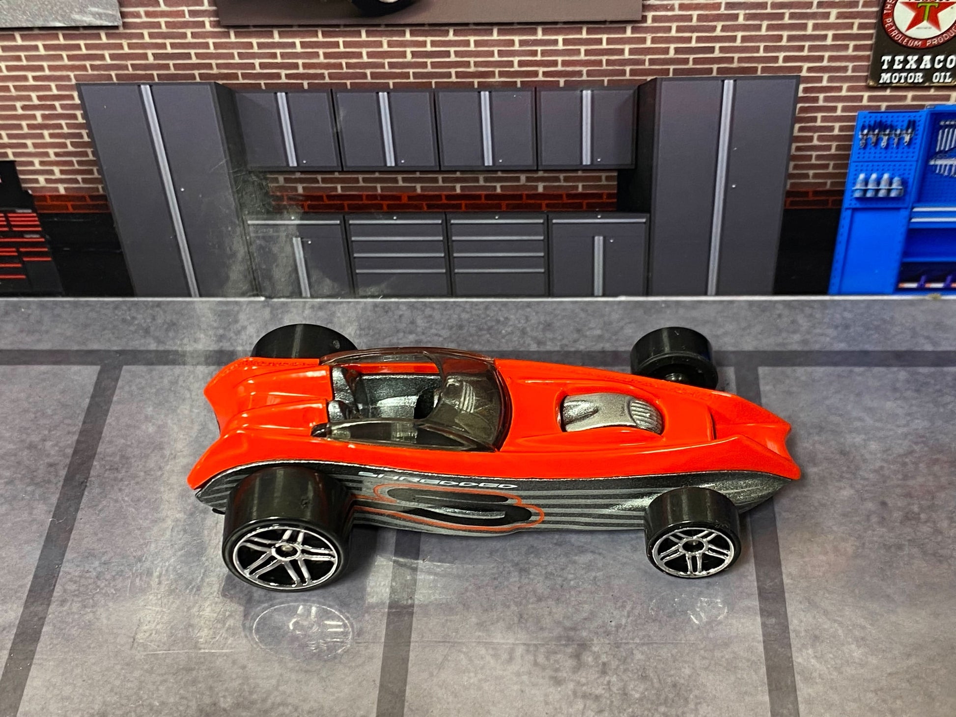 Loose Hot Wheels - Shredded - Red and Silver