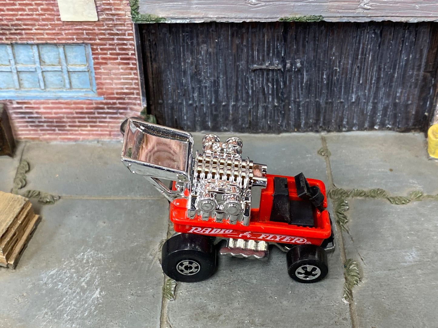 Loose Hot Wheels - Radio Flyer Wagon - Red (Blackwall)