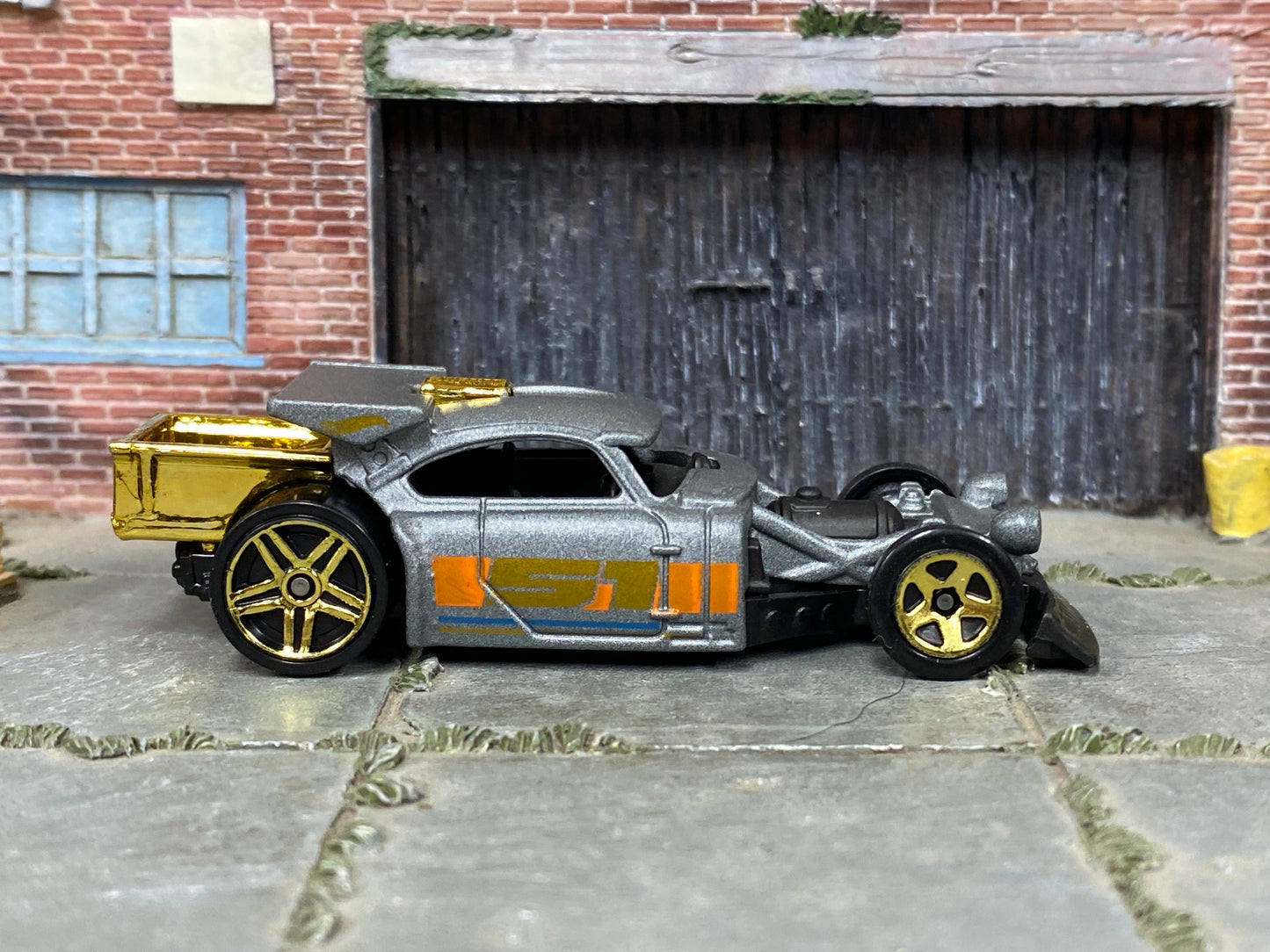 Loose Hot Wheels - Aristo Rat - Satin Gray and Gold 51st