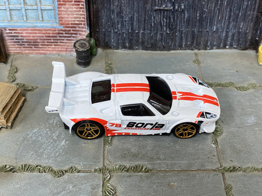 Loose Hot Wheels - Ford GT40 - White and Red Borla
