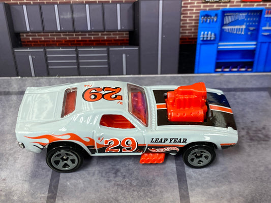 Loose Hot Wheels - Rodger Dodger - Gray, Black and Red 29 Leap Year