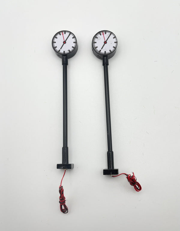 Rock Island Hobby HO 012201 Town Square Clocks Lighted — exact product view