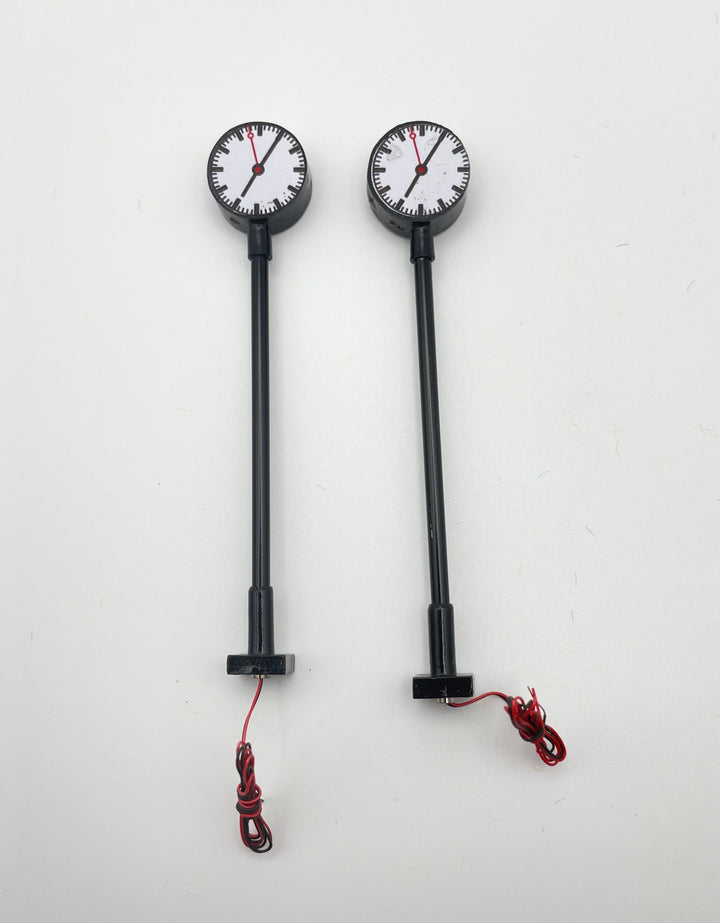 Rock Island Hobby HO 012201 Town Square Clocks Lighted — exact product view