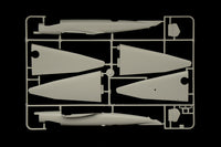 Italeri 1391 Junkers Ju 86 E1/E2, fuselage and wing parts on sprue
