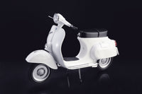 Italeri 4633 Vespa 125 Primavera, assembled and painted scooter left-front view