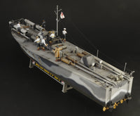 Italeri 5624 Vosper MTB 74 with Crew, assembled and painted Vosper MTB 74 stern-quarter view