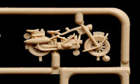 Italeri 6121 1:72 close-up of motorcycle molding