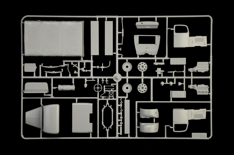 Italeri 6558 Mercedes-Benz L3000 S, cab, cargo body and cover components on sprue