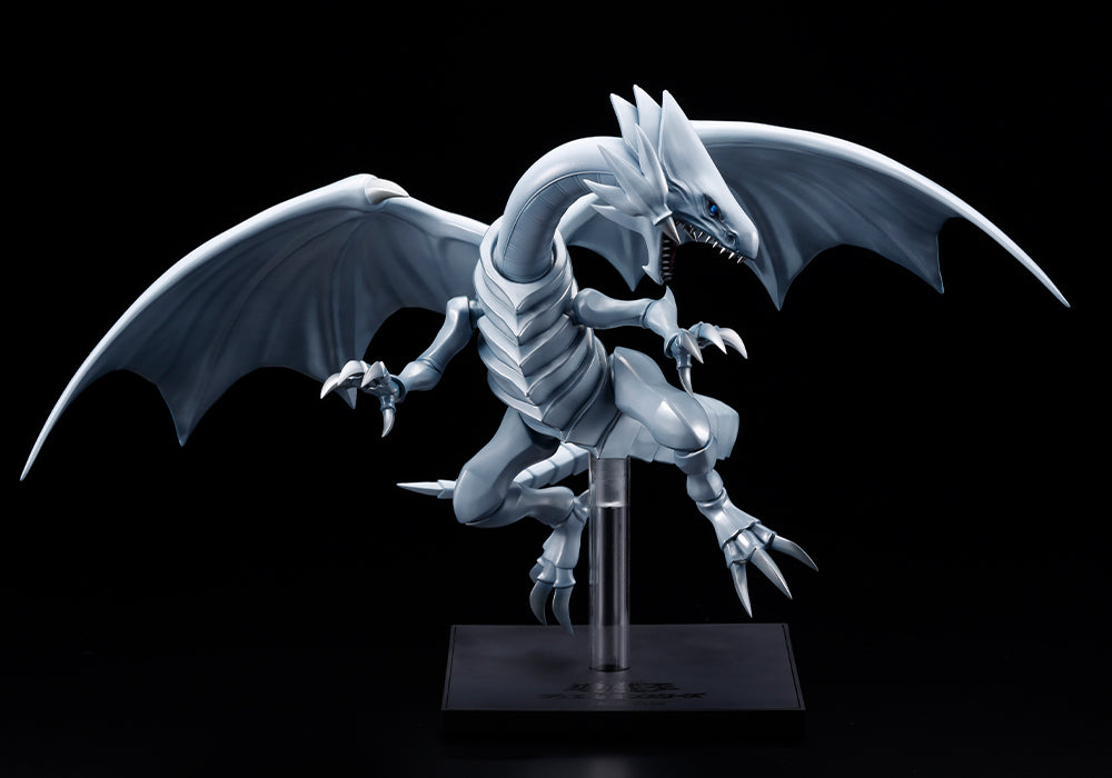 Kotobukiya GP001 Blue-Eyes White Dragon OSHI WORKS, front view with wings spread on base