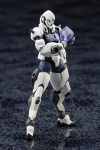 Kotobukiya HG141 Bishop with removable head armor held in hand