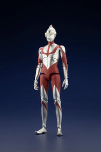 Kotobukiya KP623, three-quarter view of assembled Ultraman