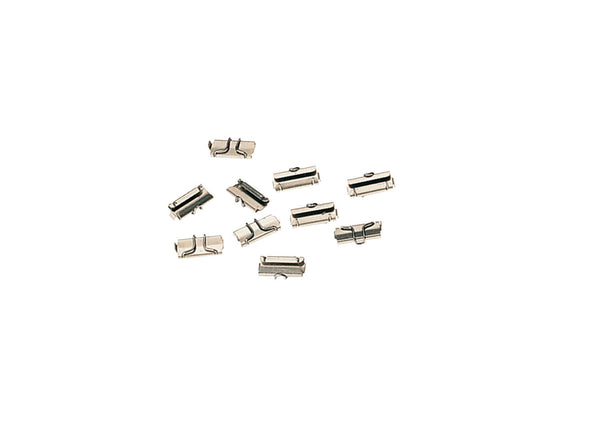 Sample of Märklin 59095 metal Gauge 1 rail joiners; the retail package contains 50 pieces.