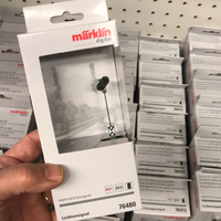 Märklin 76480 distant signal in its labeled retail package; surrounding products are not included.