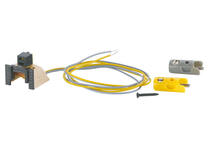 Märklin 8931 Z scale bumper with lighted lantern, connection wires and mounting screw.