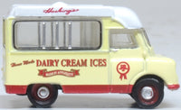 Oxford NCA030 Bedford CA Ice Cream Van Hockings, Cream/Red/White, 1:148 scale, right-side profile