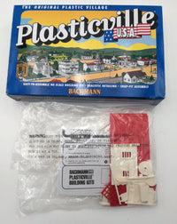 Bachmann HO Scale Plasticville Gas Station Building Kit - product and package