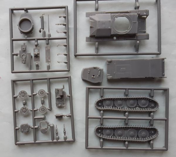 Pegasus 7620 Panzer 38(t), unpainted hull, turret and track components for one of the two tanks