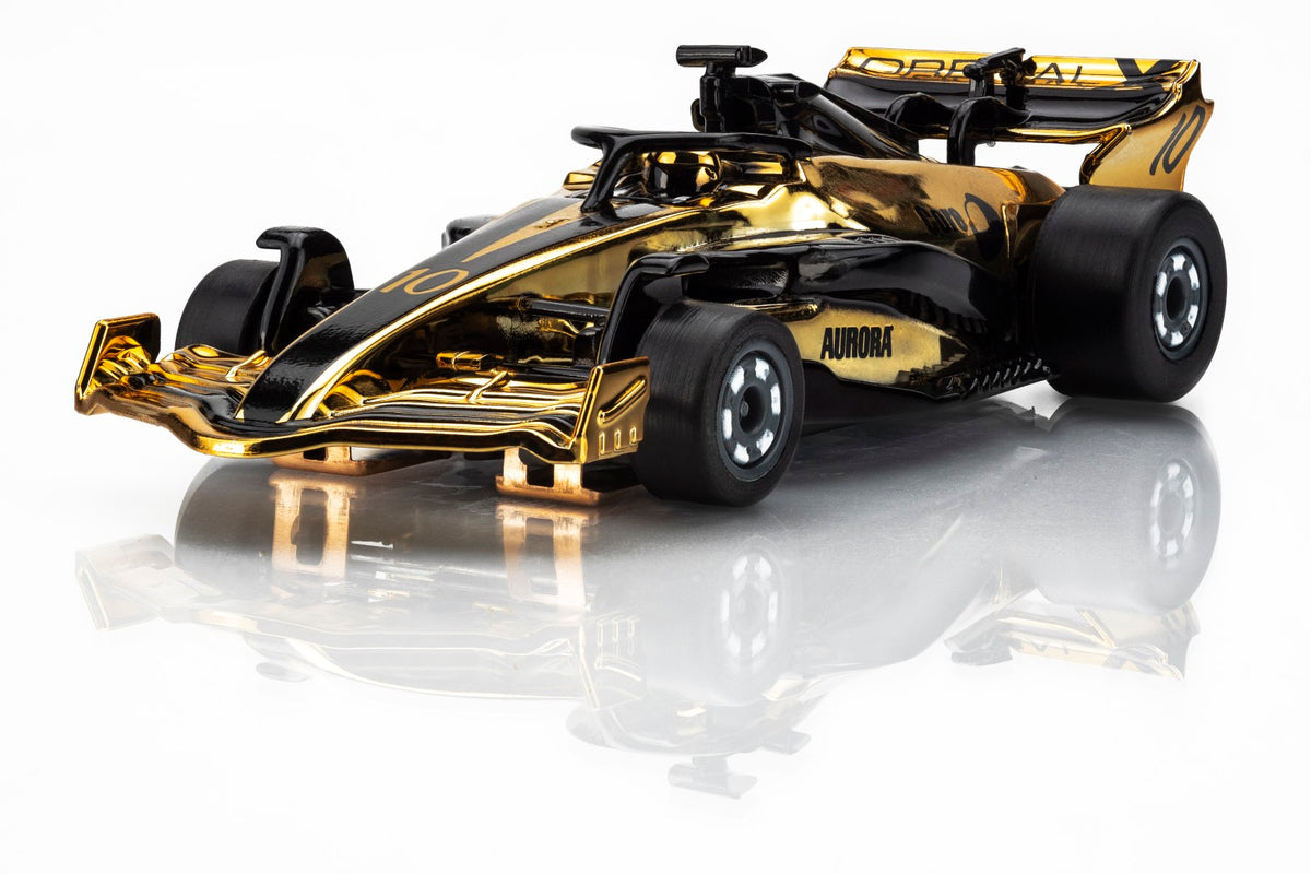 AFX Super International 4-Lane HO Slot Car Race Set — official AFX product view 2