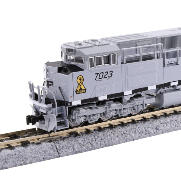 N SD70ACu Canadian Pacific #7023 (Grey) (176-8544) exact product view 1