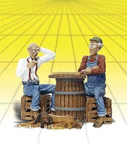 Woodland Scenics G CHECKER PLAYERS & DOG (WOO2522)