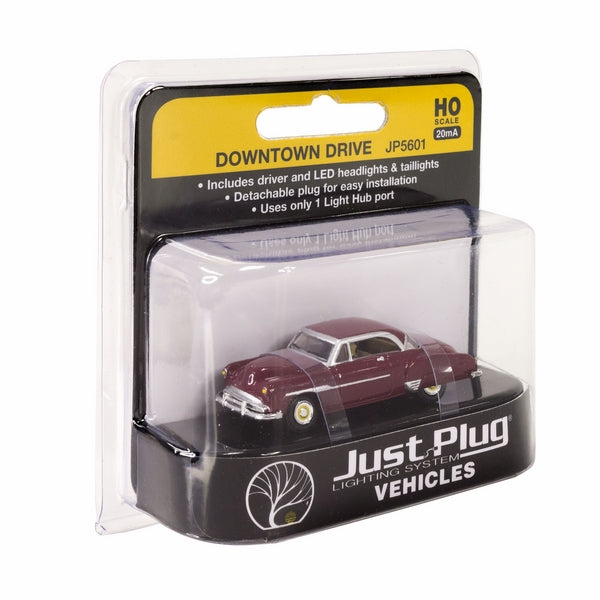 Woodland Scenics Just Plug Downtown Drive lighted HO scale vehicle 5601