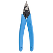 Xuron 440 precision scissors with blades closed