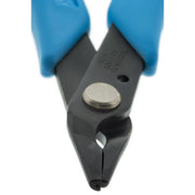 Close-up of the forming surfaces on Xuron 575 pliers