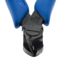 Close-up of the Xuron 9100F retaining clip and cutting jaws