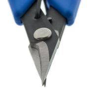 Close-up of the cutting blades on Xuron 9180 fiber scissors