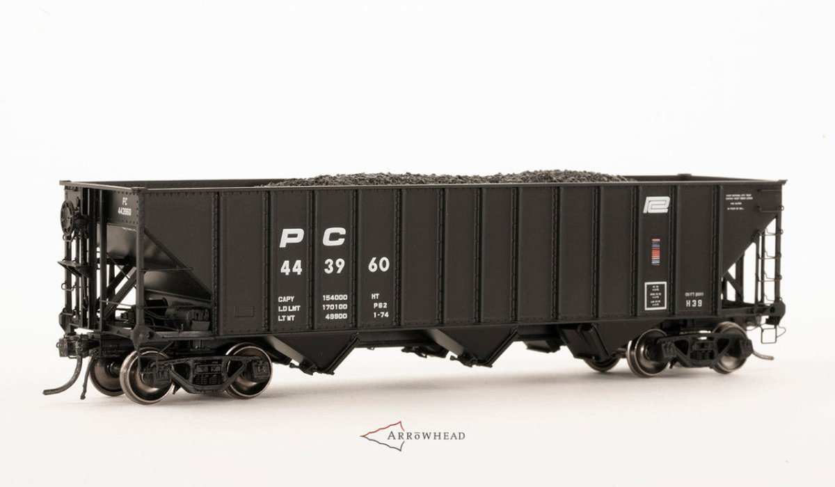 Arrowhead Models AHM10112 Penn Central Committee Design Hopper #443878 HO scale side view