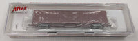 Atlas 50004083 N scale Santa Fe BX-166 boxcar 621410, model in its clear case