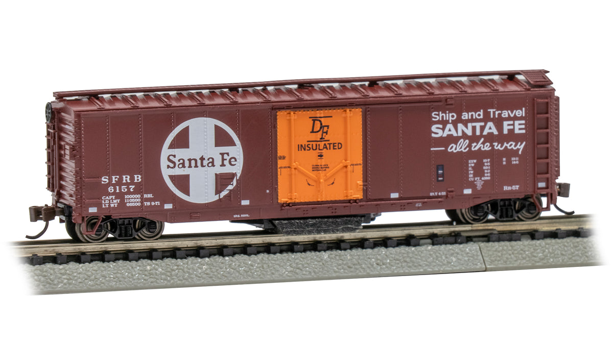 Bachmann N Scale Track Cleaning 50-Foot Plug-Door Boxcar - Santa Fe #6157– product image