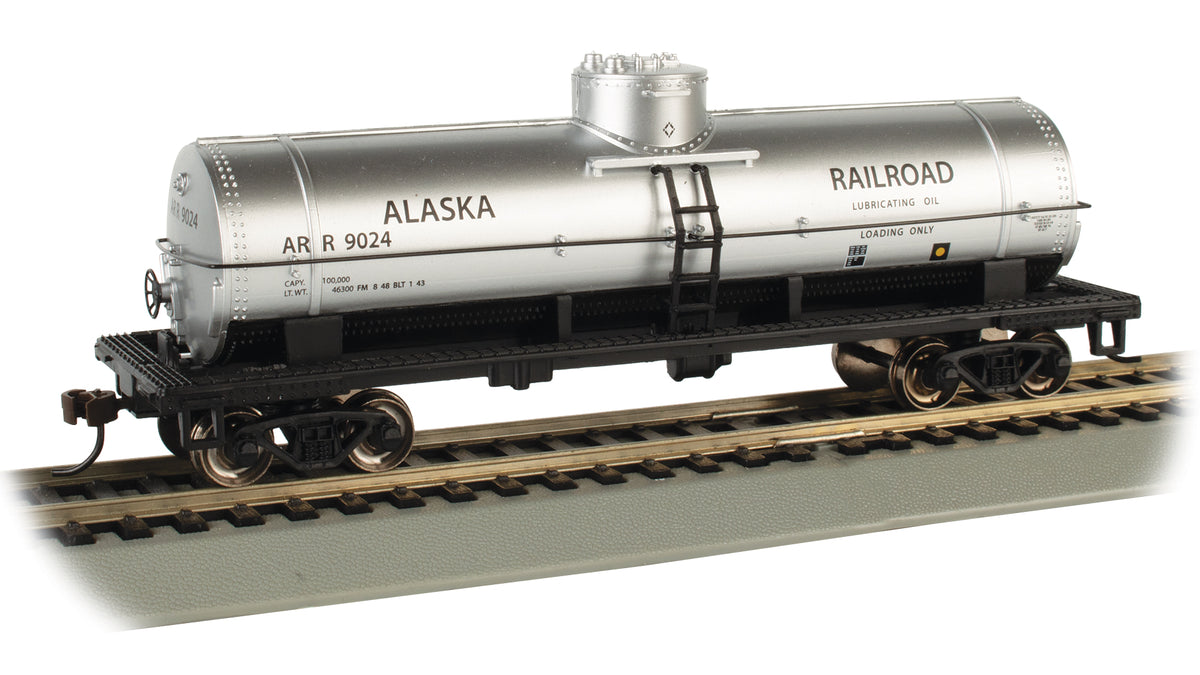 Bachmann HO Scale 40-Foot Single-Dome Tank Car - Alaska Railroad #9024– product image