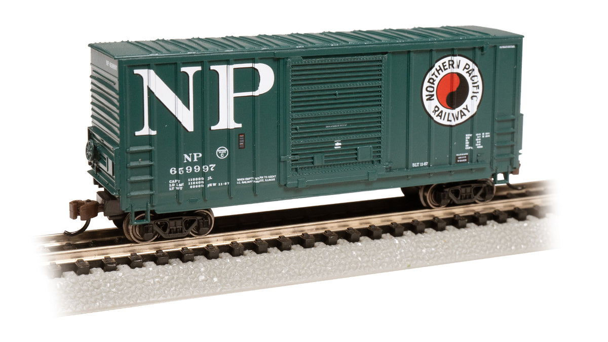 Bachmann N Scale Hi-Cube Boxcar - Northern Pacific #659997– product image