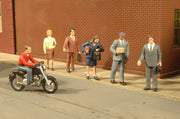 City People with Motorcycle - O scale - Bachmann 33151