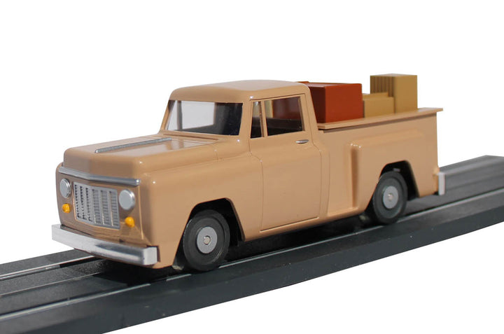 E-Z Street½ Pickup Truck - Beige - Bachmann 42732