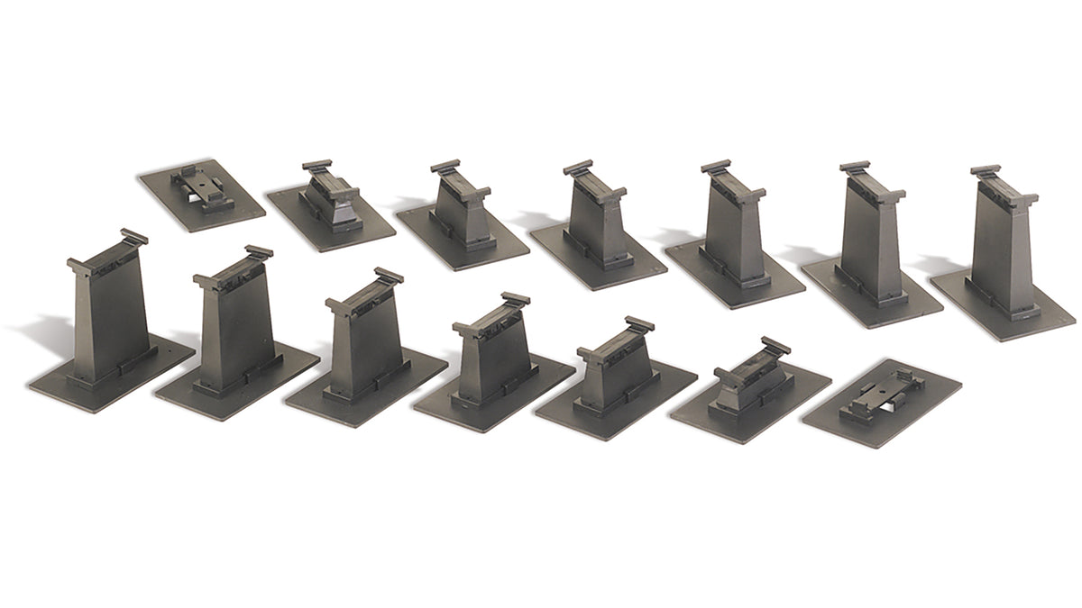14-Piece Graduated Pier Set (HO Scale) - Bachmann 44471