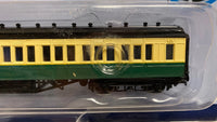 Bachmann 76035 HO Thomas & Friends Gordon's Express Brake Coach alternate side detail