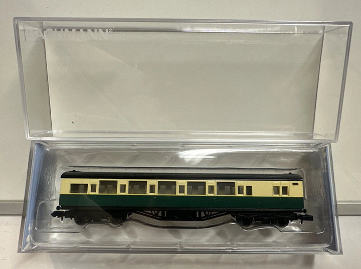 Bachmann 76090 N scale Thomas & Friends Gordon's Express Brake Coach exact product view