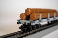 Bachmann 77004 HO Sodor Logging Company Flat Wagon with Logs end detail view