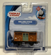 Bachmann 77016 HO Thomas & Friends GWR Cattle Wagon sealed package front view