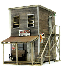 Banta Modelworks 2131 B&O Hotel HO scale kit, assembled and finished example with exterior stairs